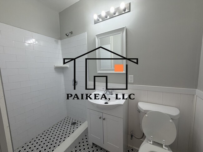 Building Photo - 2915 Burroughs St