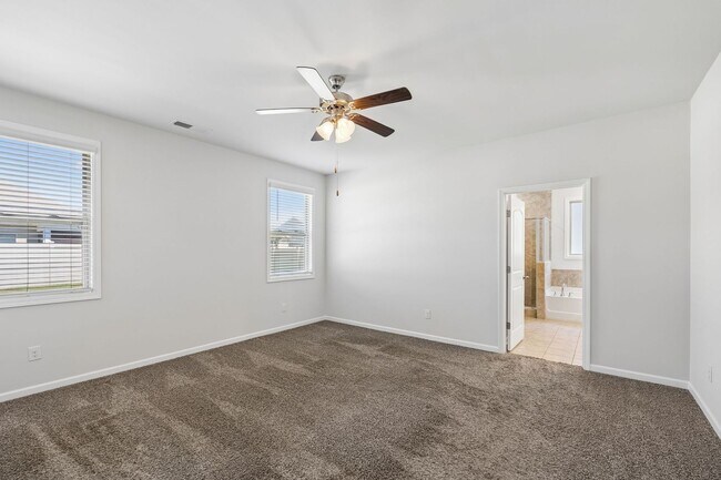 Building Photo - 6430 Hickory Bell Dr