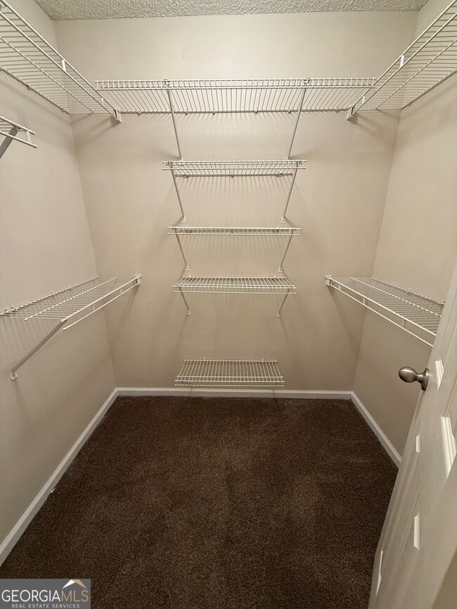 Building Photo - 95 Talbot Ct