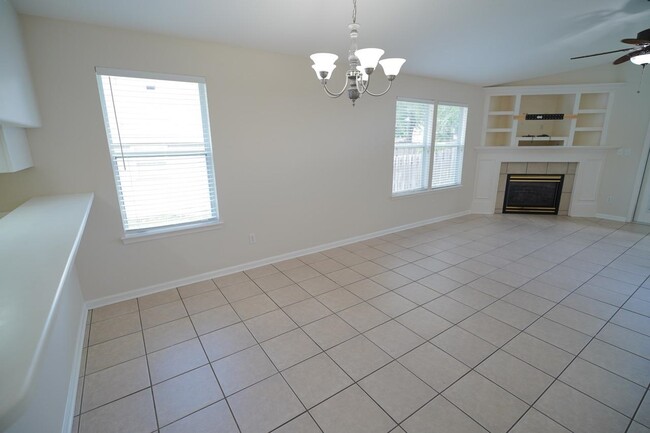 Building Photo - 9329 Tuscany Dr
