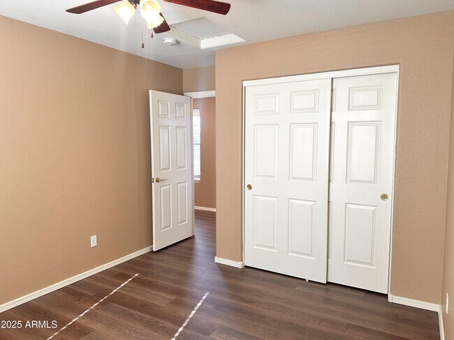 Building Photo - 3854 E Battala Ave