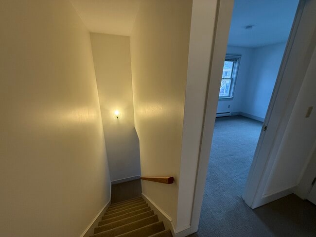 Building Photo - 112-116 EAP