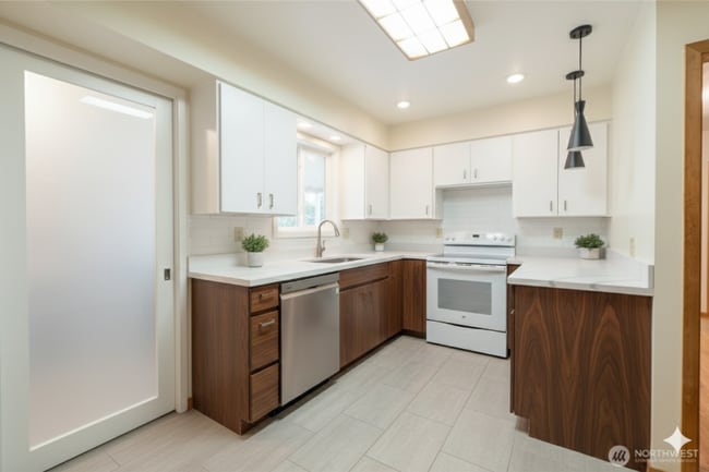 Building Photo - 426 10th St