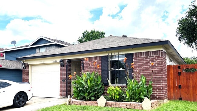 Primary Photo - 1134 Somercotes Ln
