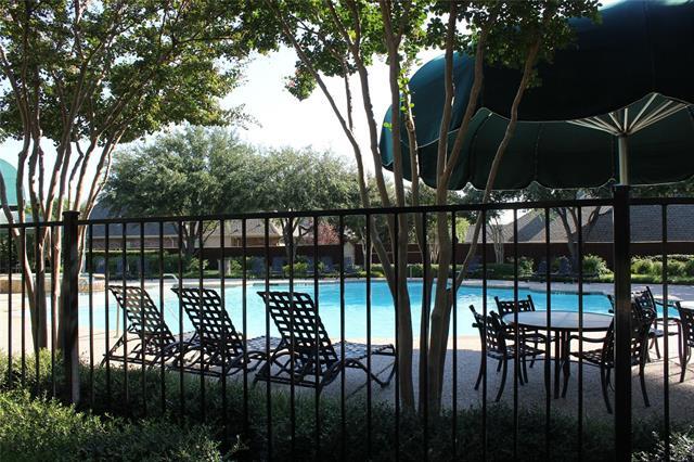 Building Photo - 8619 Naomi St