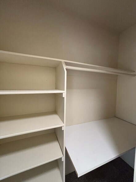 Building Photo - 126 W Electric Ave