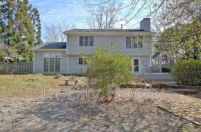 Building Photo - 404 Topaz Trail