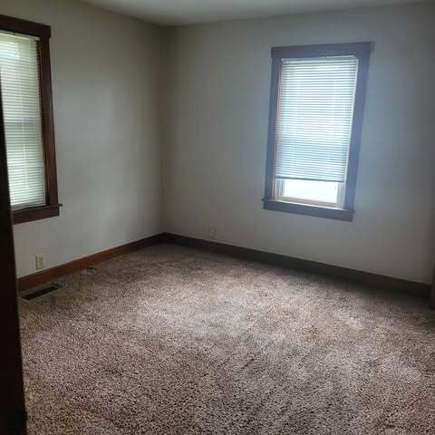 Building Photo - 362 Popp Ave