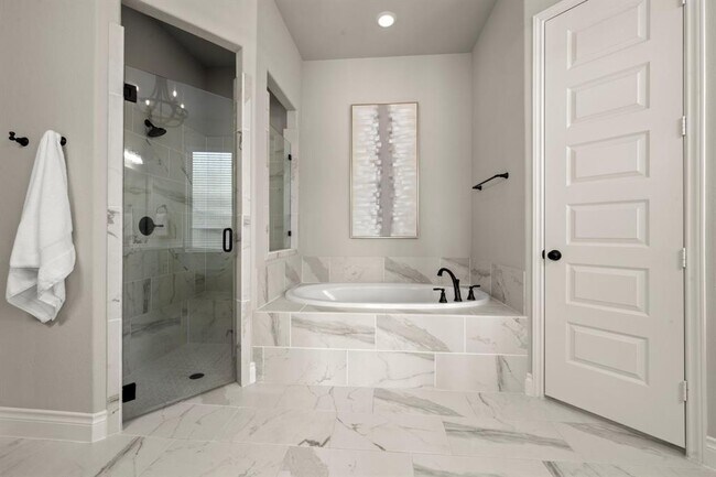 Building Photo - 16711 Arboleda Dr