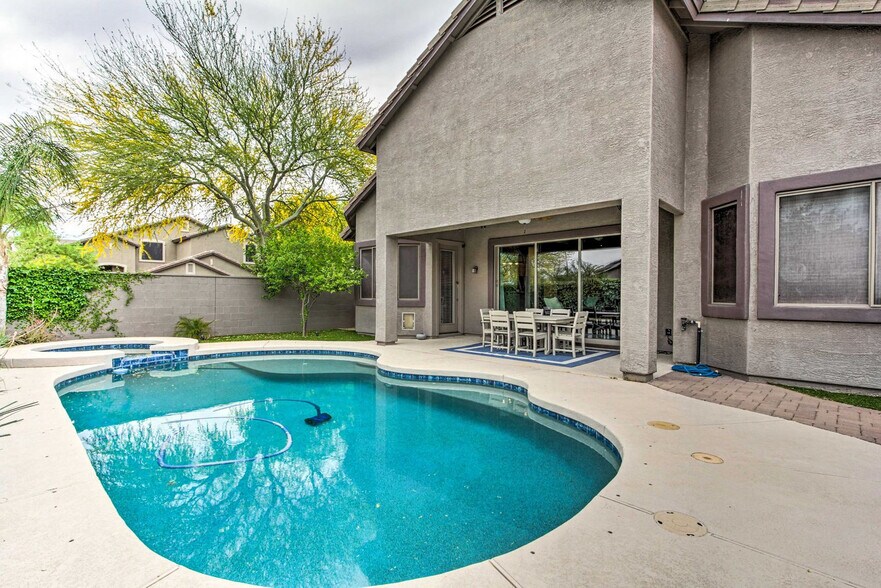 Building Photo - 3219 W Languid Ln