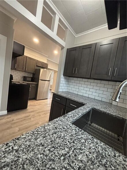 Building Photo - 4 Jay St