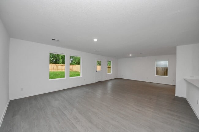 Building Photo - 13499 Sonali Springs Dr
