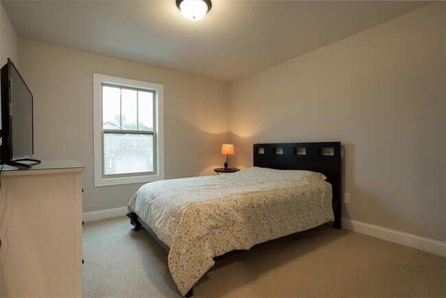 Building Photo - 4167 Bethany Manor Dr