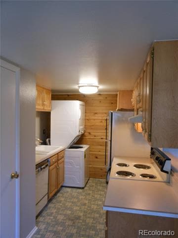 Building Photo - 3351 S Field St