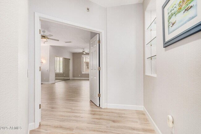 Building Photo - 22637 N Hermosillo Dr