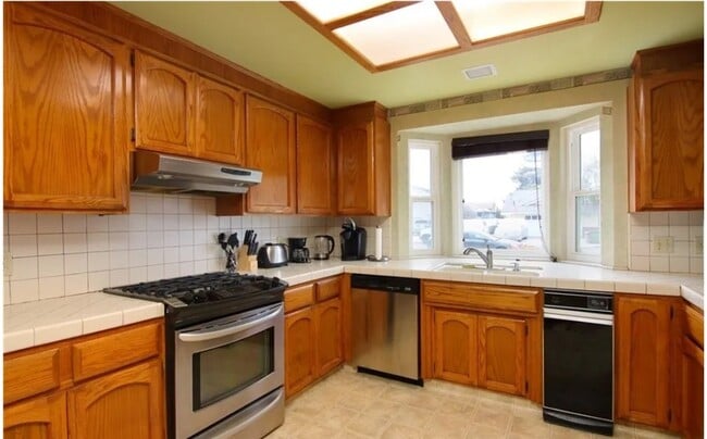 Building Photo - 922 Cossa Ct