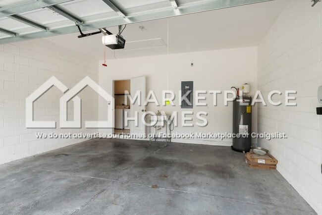 Building Photo - 3326 Rosa Ave