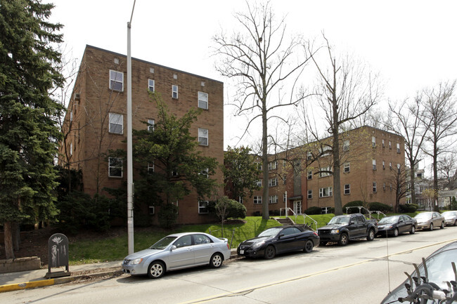 Building Photo - Devonshire Apartments