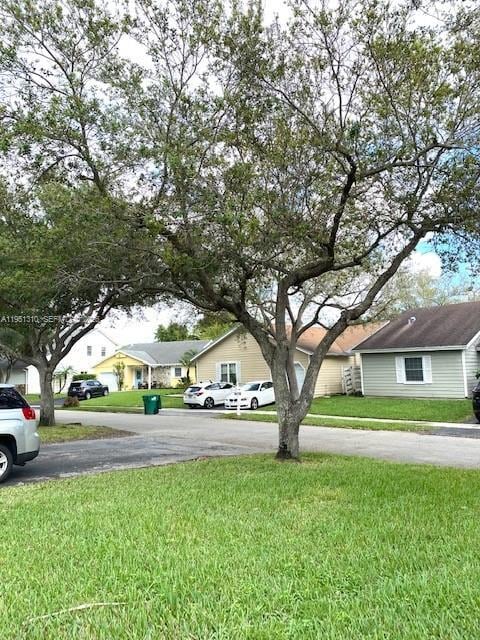 Building Photo - 14962 SW 143rd Ct