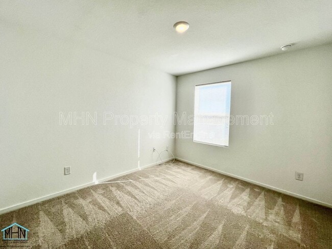 Building Photo - 12931 Kathleen St