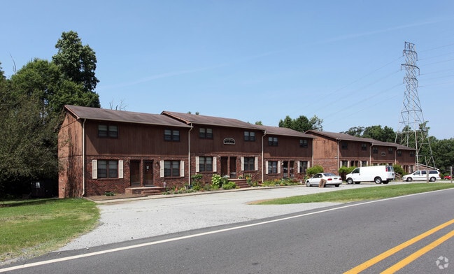 Building Photo - Pine Brook Apartments