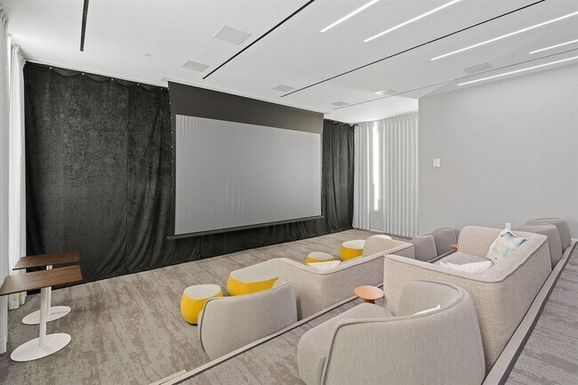 Building Photo - 301 West Ave