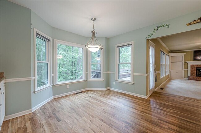 Building Photo - 461 Braidwood Walk NW