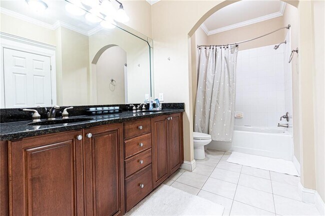 Building Photo - 754 Clifton Heights Ln NE