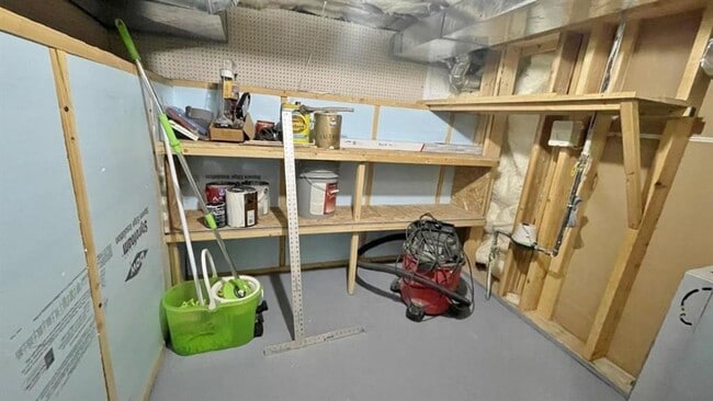 Building Photo - Cozy Home with 2-stall Shop/Garage and fenced yard