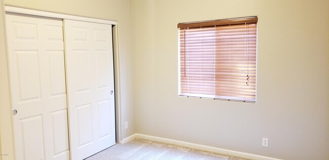 Building Photo - 44326 Caven Dr
