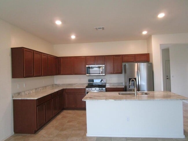 Building Photo - 14226 E Adeline Drive