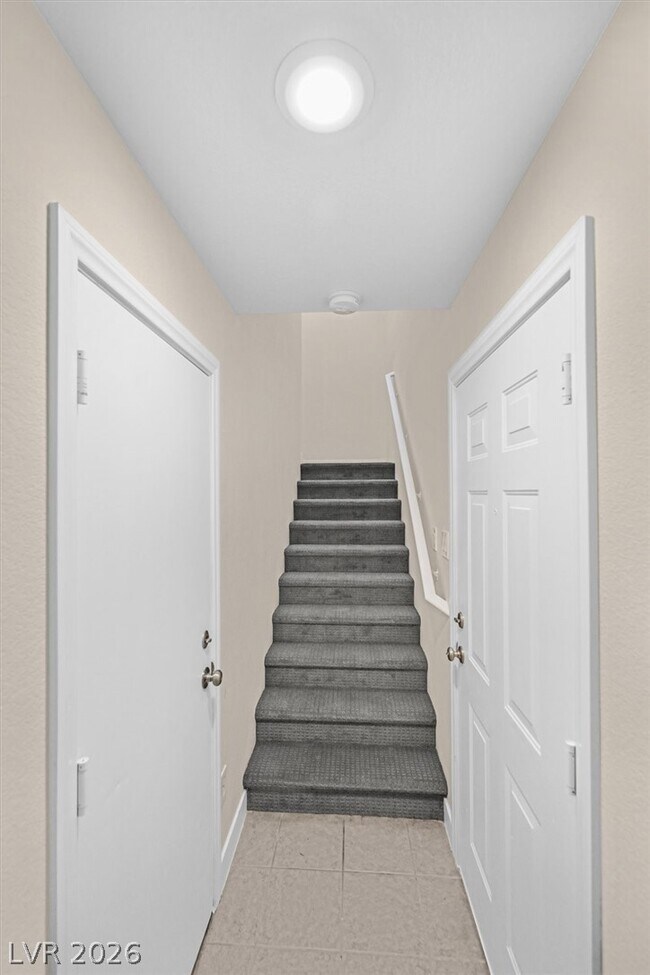 Building Photo - 6255 W Arby Ave