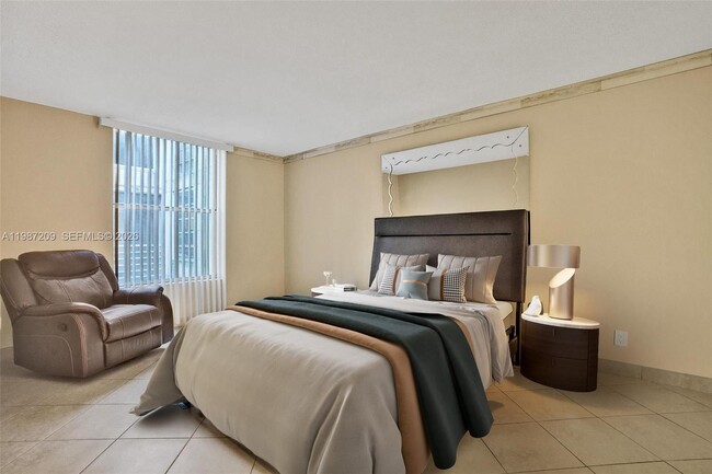 Building Photo - 8301 Sands Point Blvd