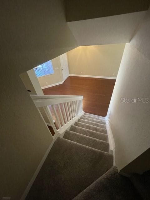 Building Photo - 17563 Cherry Ridge Ln