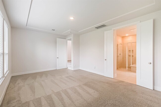 Building Photo - 340 Cavil Barrier Ln
