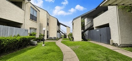 Building Photo - 7313 Gulf Fwy