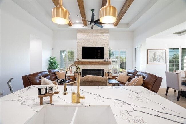 Building Photo - 2701 Windsor St