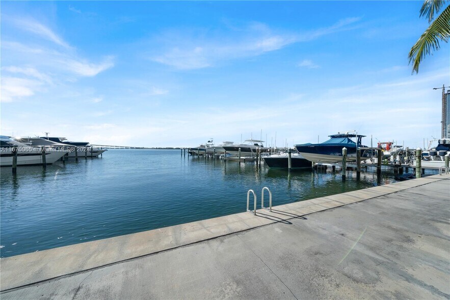 Dock - 1865 Brickell Ave