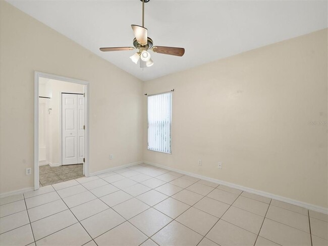 Building Photo - 2480 Sagemont Dr