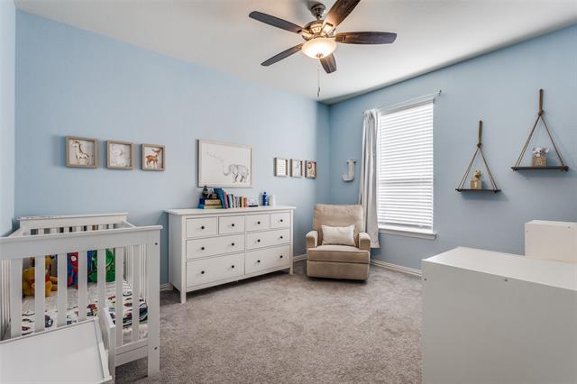 Building Photo - 811 Maverick St