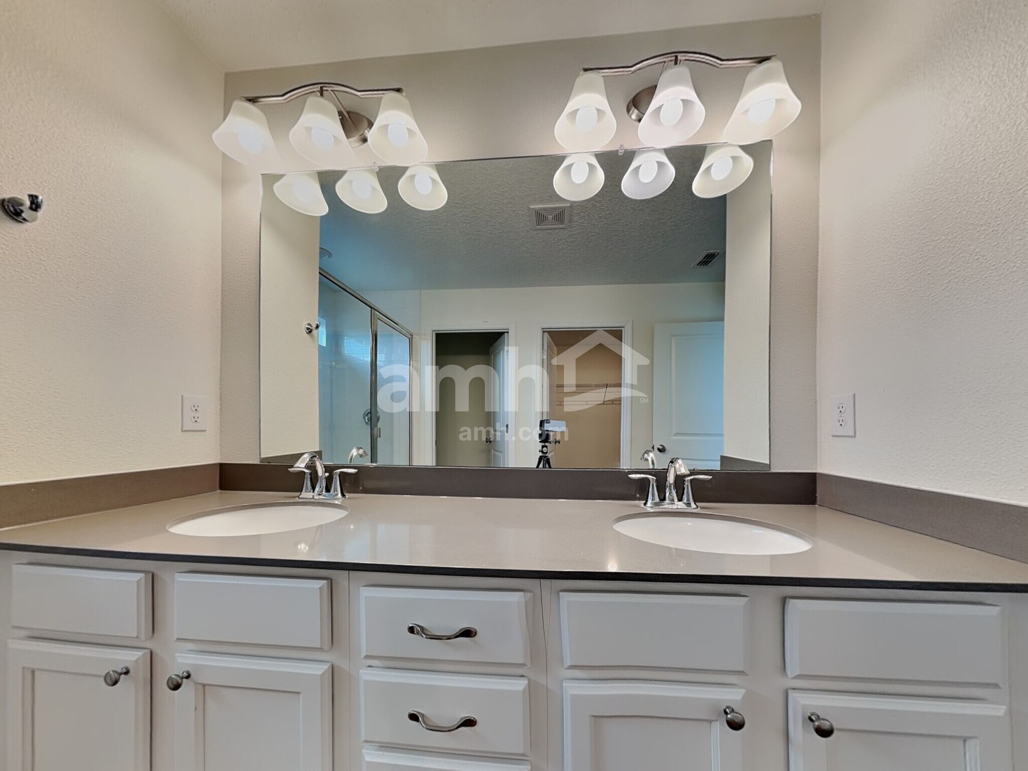 Building Photo - 2126 Saffron Walden Dr