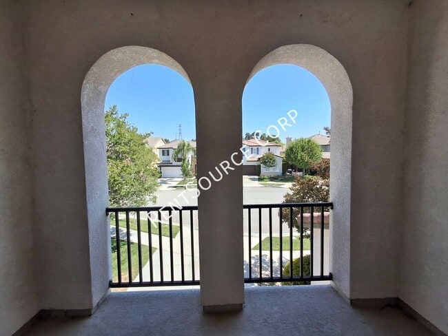 Building Photo - 24310 Las Palmas St