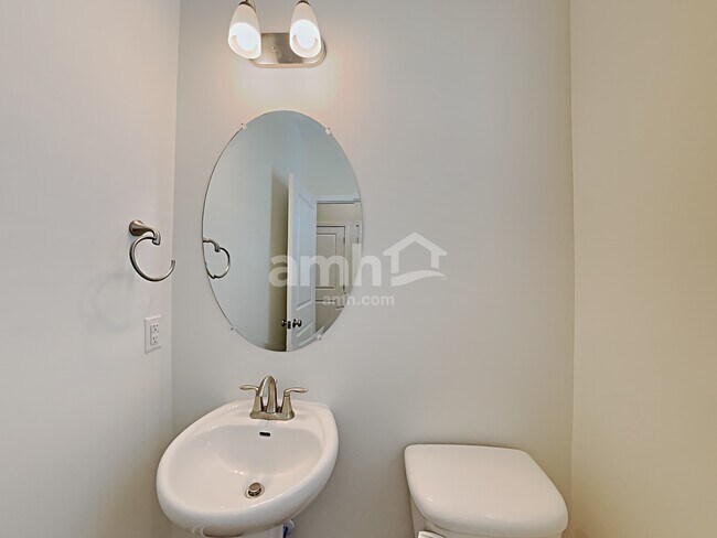 Building Photo - 441 Bluewater Dr