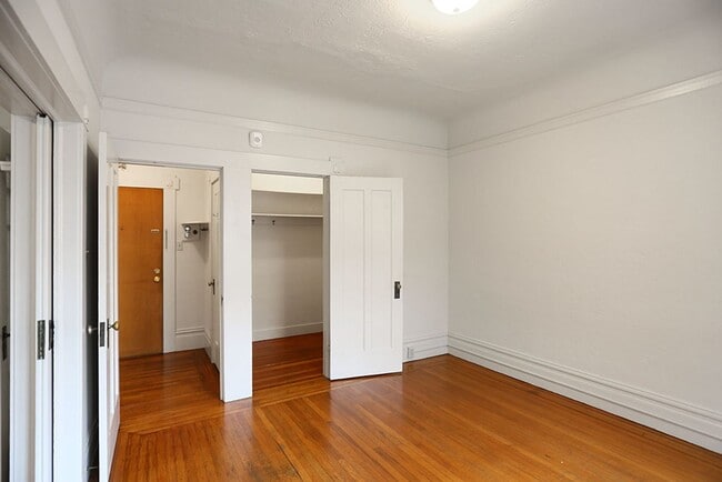 Building Photo - OPEN HOUSE: Thursday (8/14) 6:30pm-7:00pm....