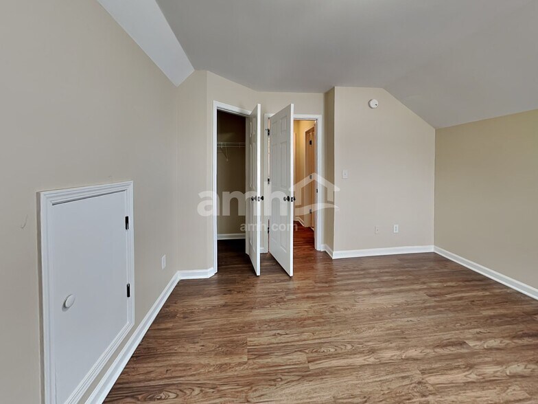 Building Photo - 101 Marino Pl