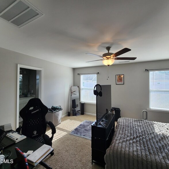 Building Photo - 157 Roebuck Ln