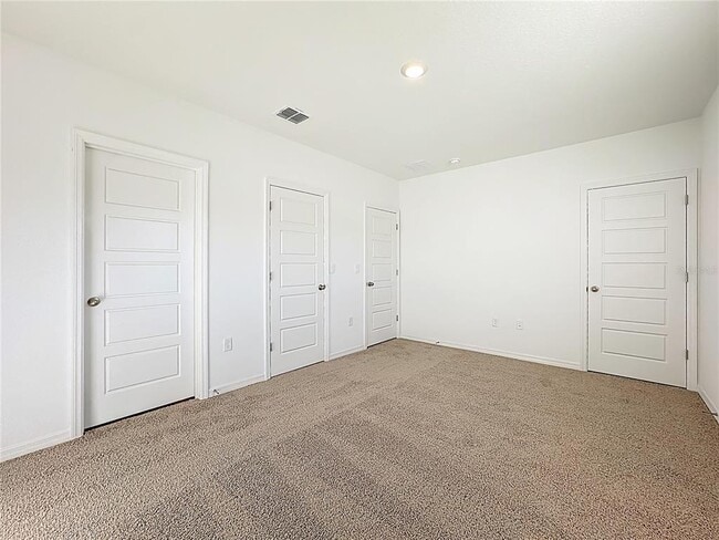 Building Photo - 2645 Olympic Ct