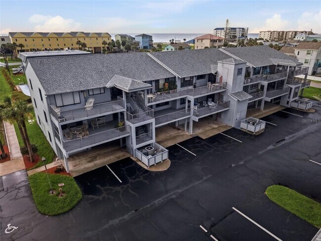 Building Photo - 845 Ladyfish Ave