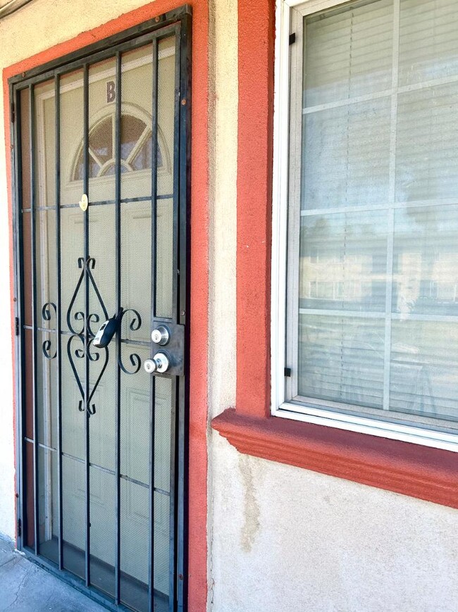 Building Photo - 9810 A St