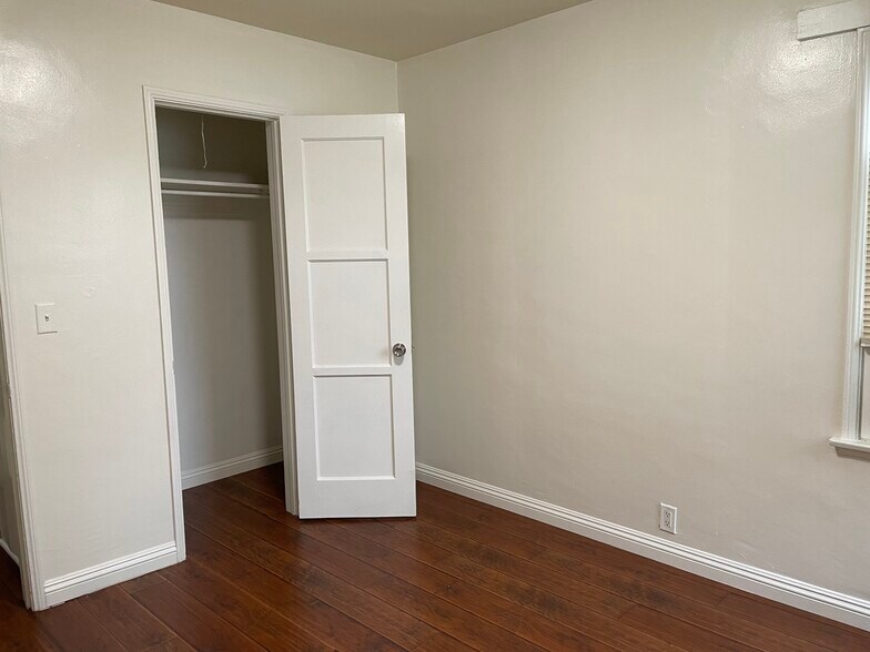 Bedroom closet - 1620 S 2nd Ave